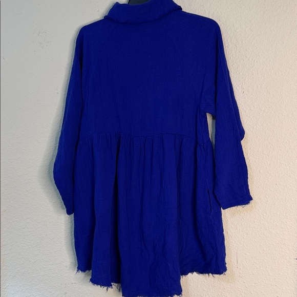 Zenana Outfitters Blue Tunic Top - Picture 2 of 3